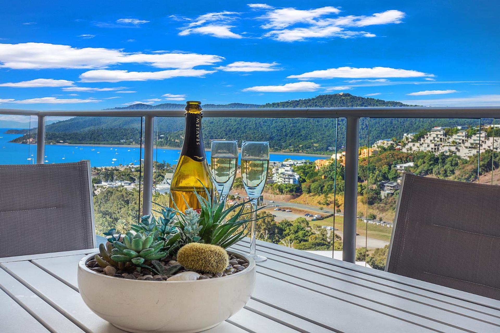 Serenity Views Airlie Beach Exterior photo